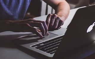 现在的皇马帅位是什么烫手山芋吗？